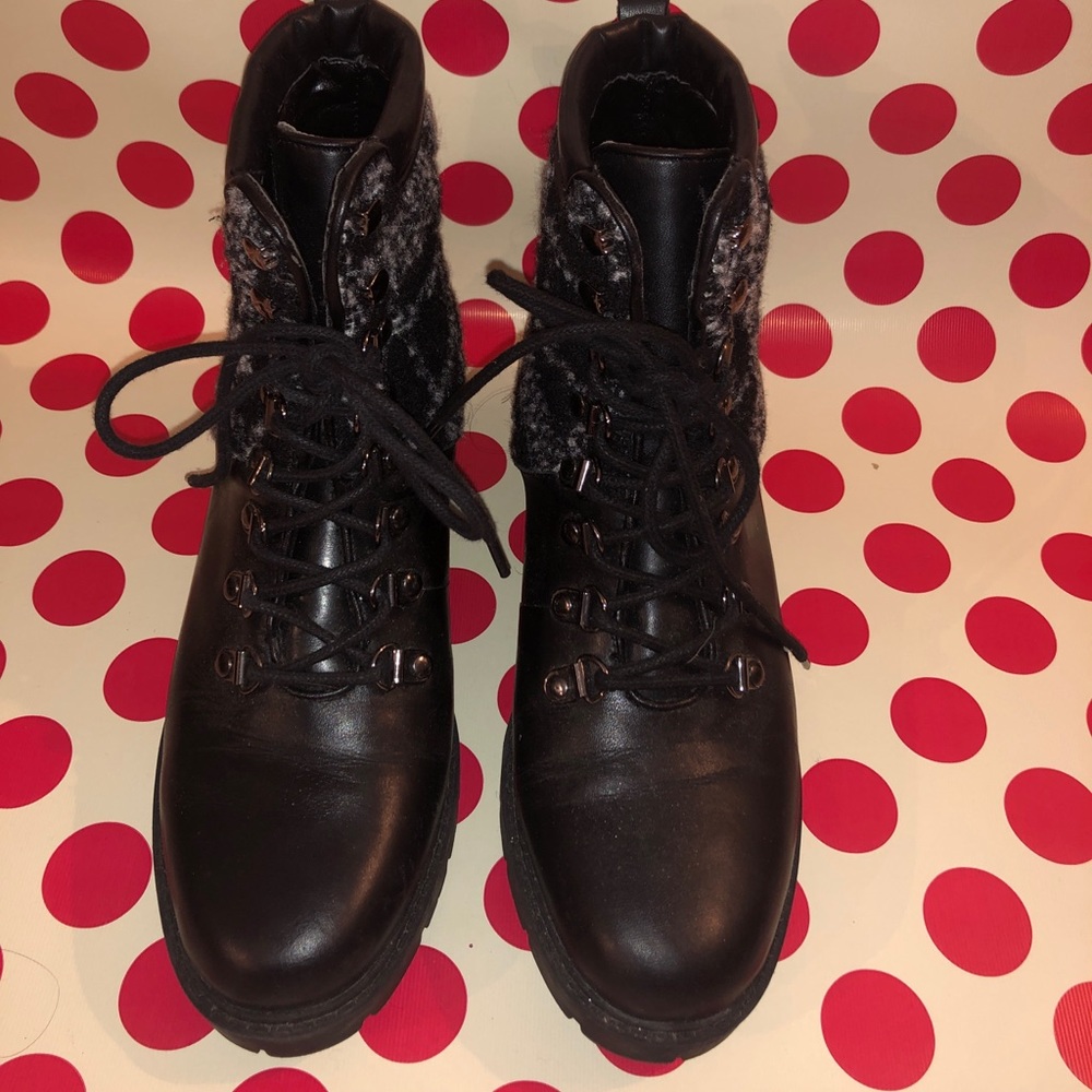 Combat boots with flannel detail